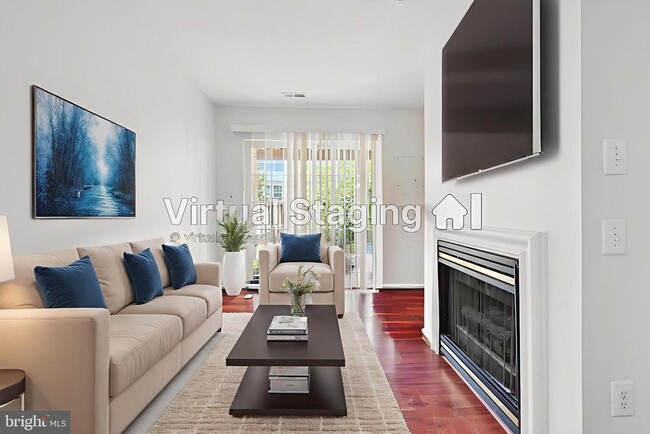 Building Photo - 10340 Butternut Cir