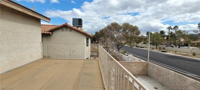 Building Photo - 2813 Cacto Ct
