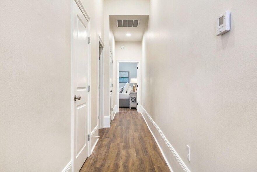 Building Photo - 1826 Martin Luther King Jr Blvd