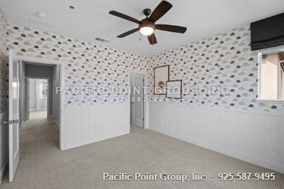 Building Photo - 285 Bear Creek Dr