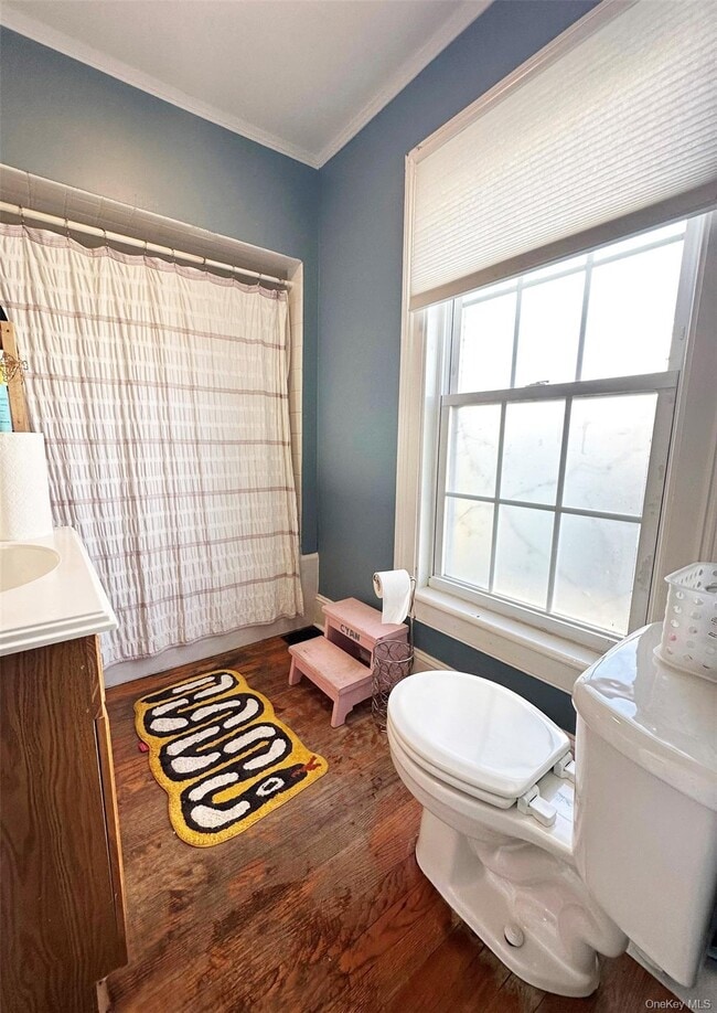 Building Photo - 369 Verplanck Ave