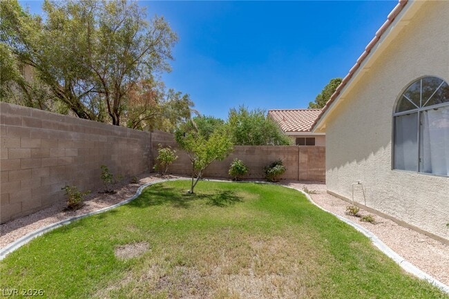 Building Photo - 2803 Mirage Rd