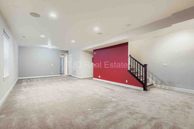 Building Photo - 11346 E 27th Ave