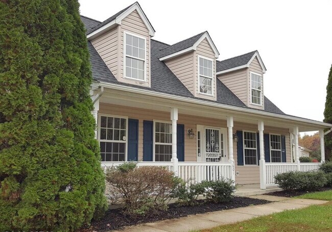 Building Photo - 5601 Skate Ct