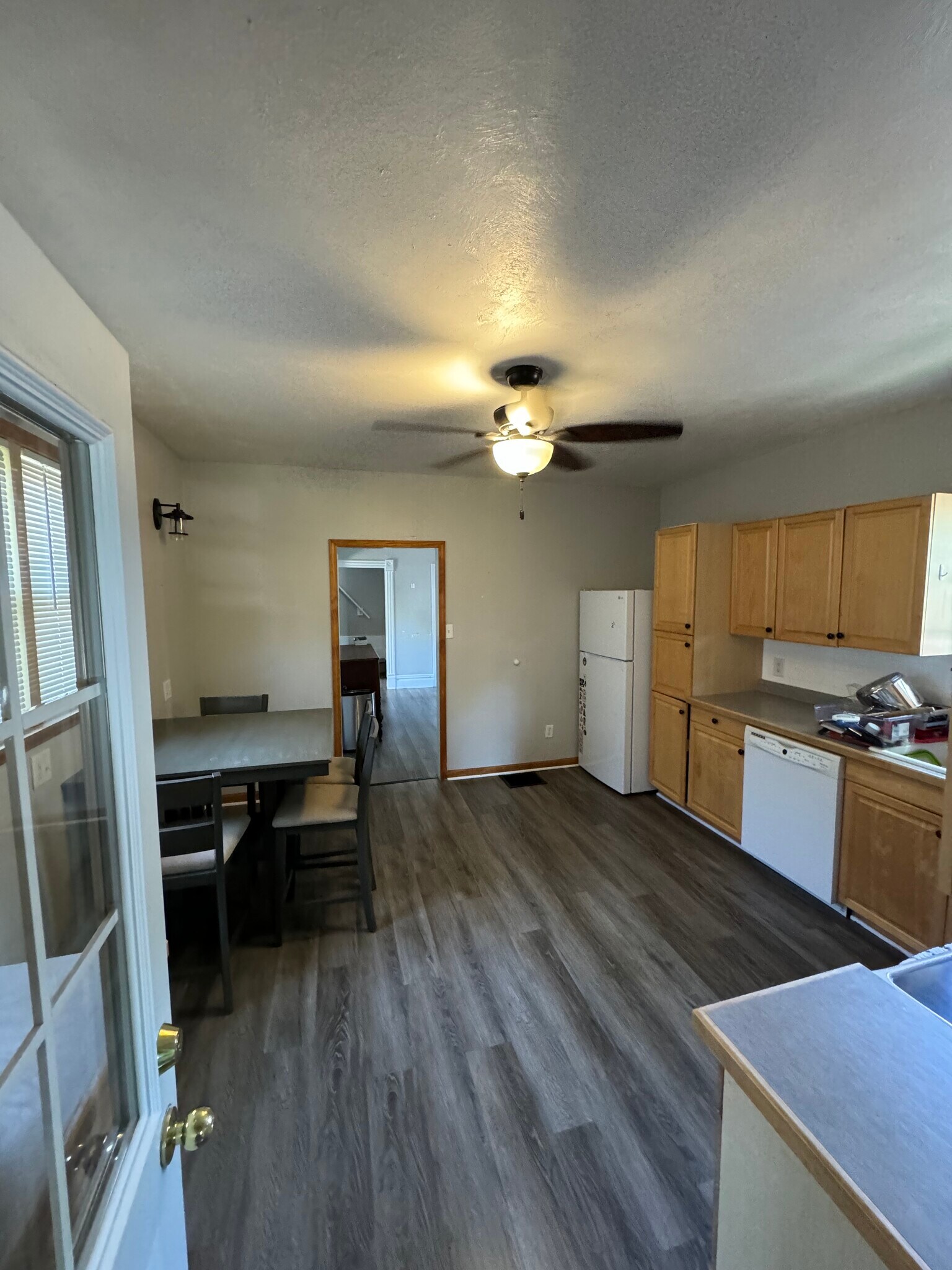 Building Photo - 84 E. 15th Street