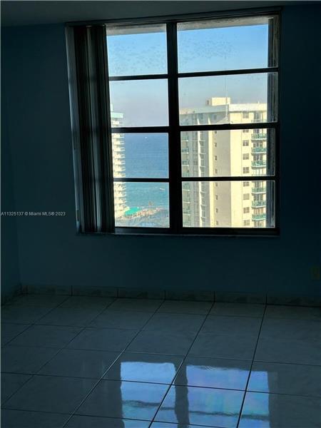 Building Photo - 3800 S Ocean Dr