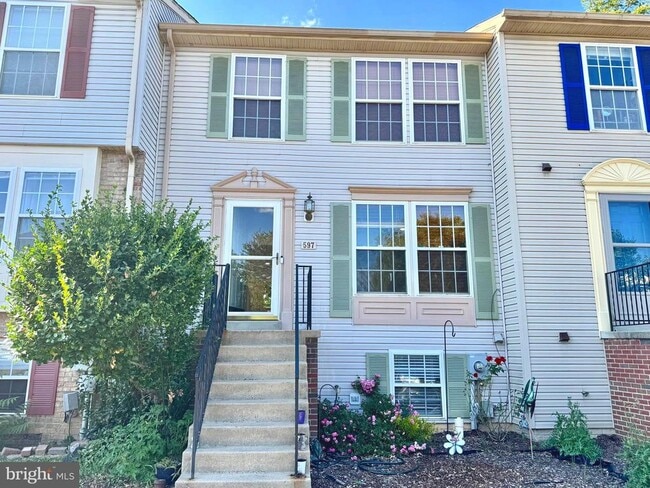 Building Photo - 597 Primus Ct