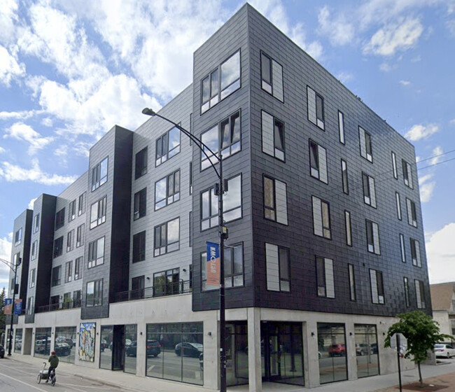 Primary Photo - 4806 N Magnolia Ave