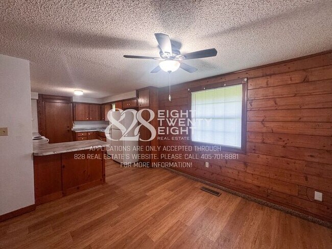 Building Photo - *AVAILABLE NOW!* 2 BED/1 BATH COZY LOG CABIN DUPLEX IN NOBLE, OK!