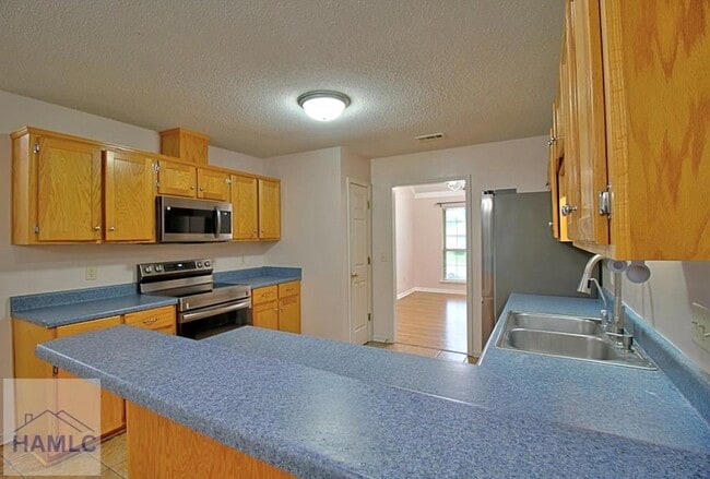 Building Photo - 88 Arbor Ridge Way