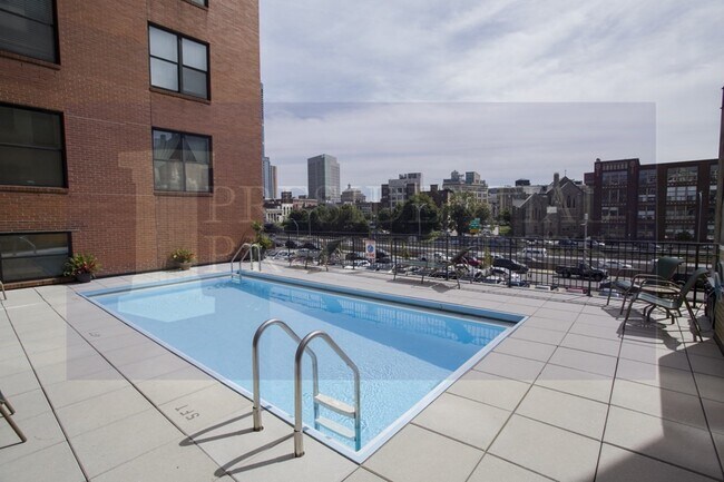 Building Photo - 389 Commonwealth Ave