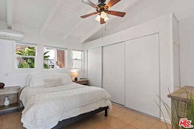 Building Photo - 22609 Pacific Coast Hwy