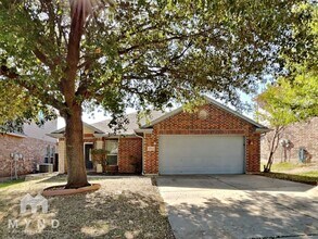 Building Photo - 6513 Sierra Madre Dr