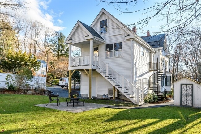 Building Photo - 12 Maugus Ave