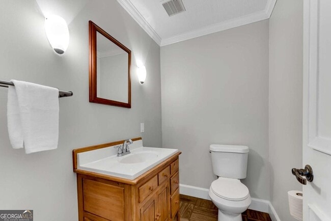 Building Photo - 1427 Old Virginia Ct SE