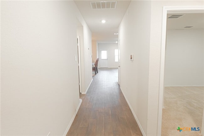 Building Photo - 348 Desert Willow
