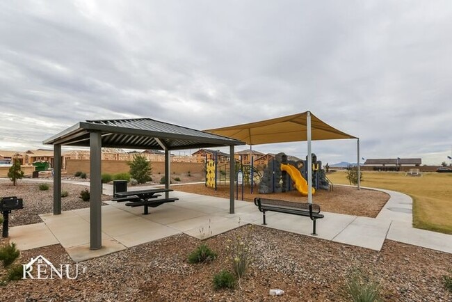 Building Photo - 18378 Los Gabrieles Wy