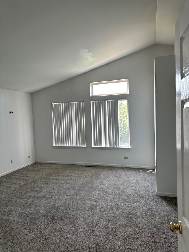 Building Photo - 1386 Almaden Ln