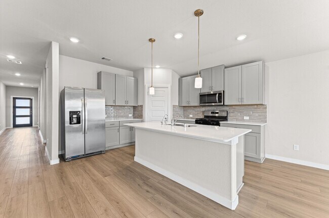 Building Photo - 10520 Deussen Ln