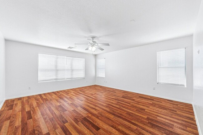 Building Photo - 2899 W White Canyon Rd