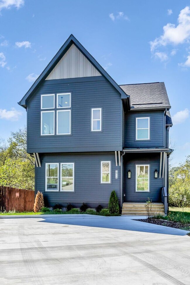 Primary Photo - Amazing New Construction in North Nashville!