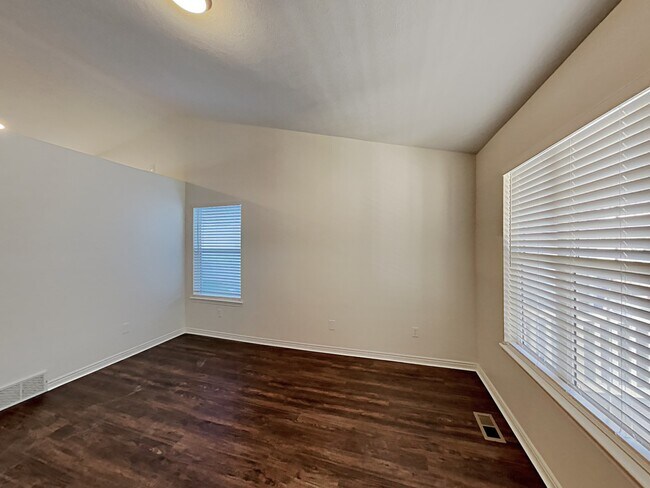 Building Photo - 7898 Cochise Way