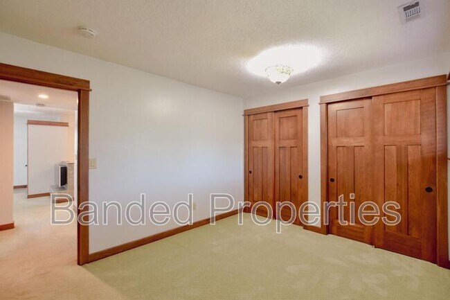 Building Photo - 5800 Main Point Blvd