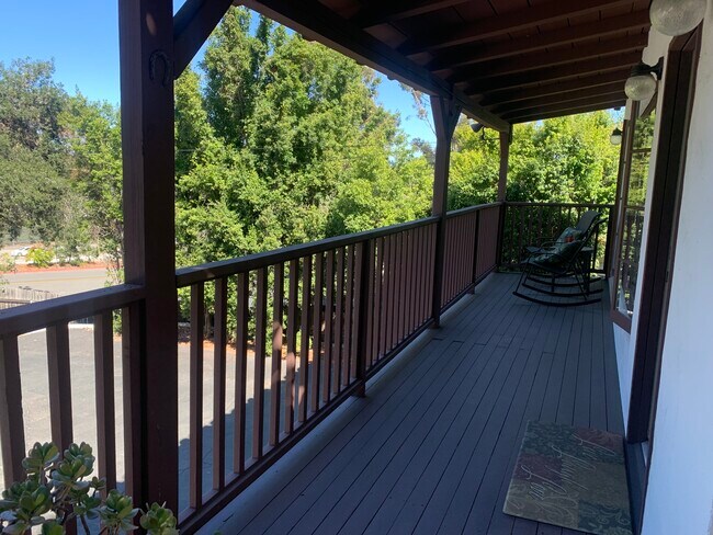 Building Photo - 9625 Grossmont Summit Dr