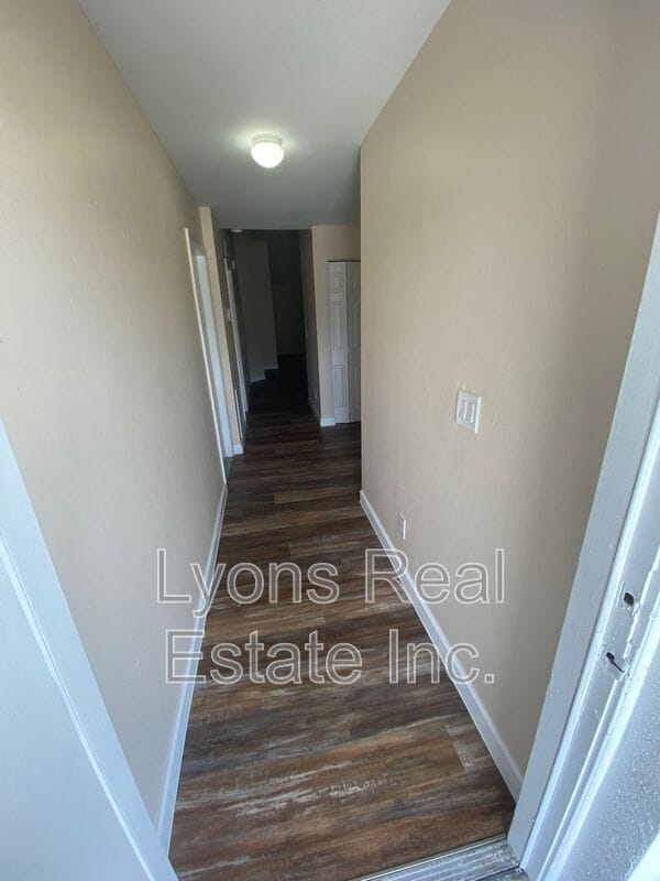 Building Photo - 4822 28th St SW