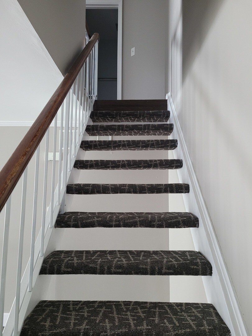 Building Photo - 362 Farmingdale Cir
