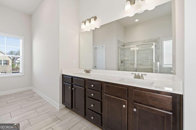 Building Photo - 1612 Dover Creek Ln