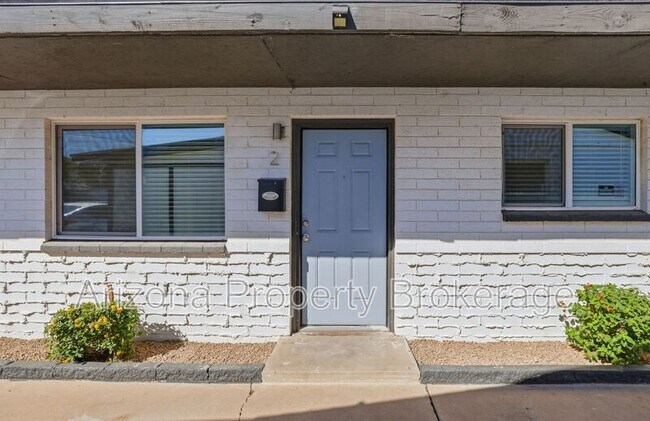 Building Photo - 805 E Turney Ave