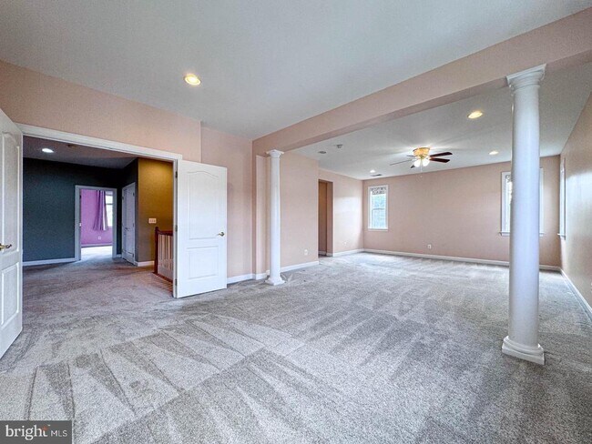 Building Photo - 22827 Oakgrove Rd