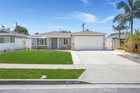 Building Photo - 634 Willow Dr