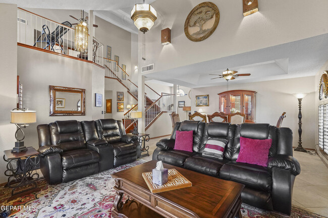 Building Photo - 851 Dulce Tierra Dr