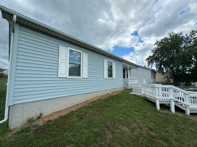 Building Photo - 97 Bane Berry Ln