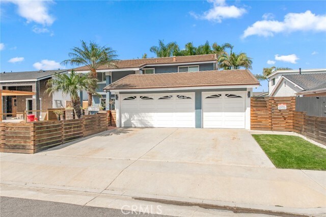 Building Photo - 8921 Burlcrest Dr