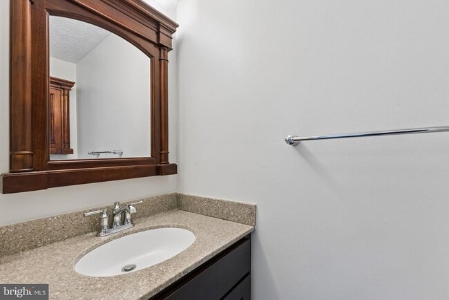 Building Photo - 2711 Neman Ct
