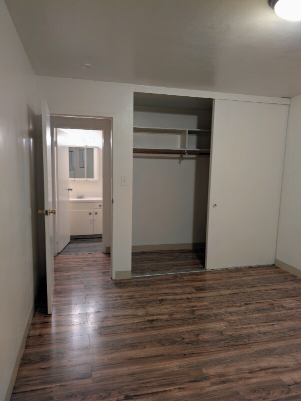 Building Photo - 1025 N Madison St