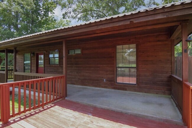 Building Photo - 42 Hunters Creek Dr