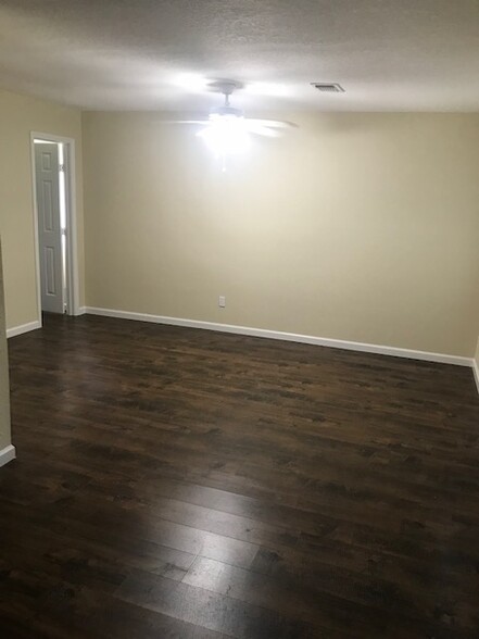 Bedroom#1 - 2043 Goodwin Dr