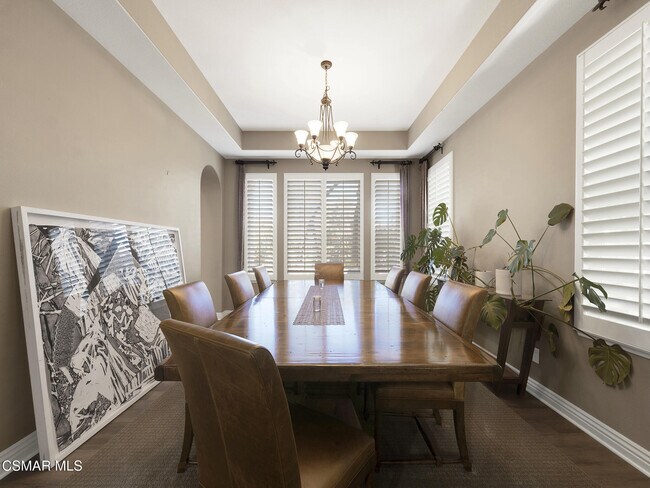 Building Photo - 3302 Woodley Ave