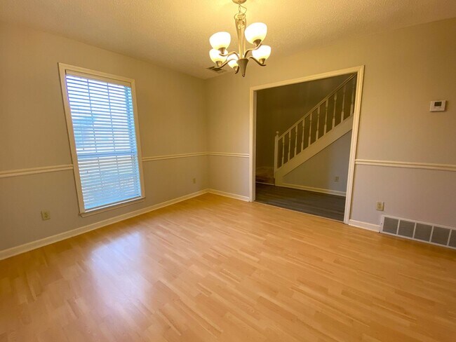 Building Photo - 8294 Floral Spring Dr