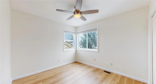 Building Photo - Stunning 5Bed 3.5Bath Modern Home on Spacious Lot in Quiet Boulder Cul-de-Sac