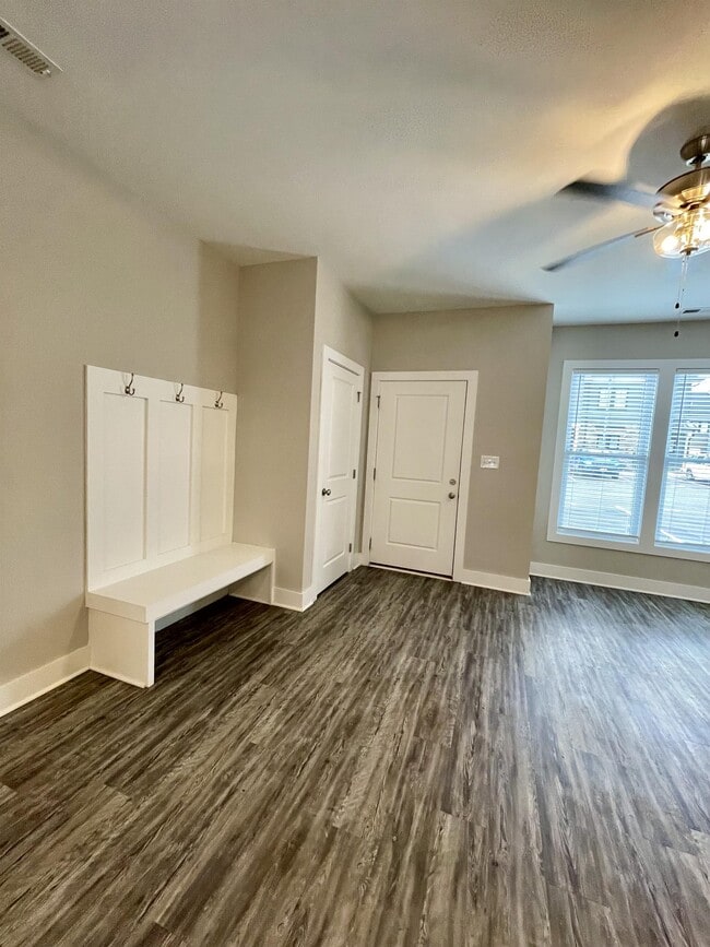 Building Photo - 41 High St