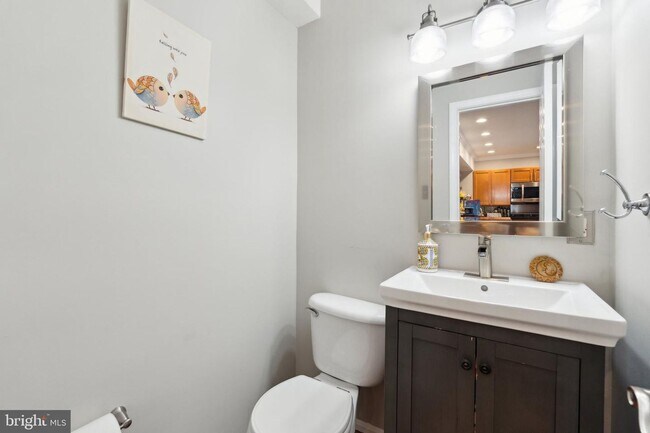 Building Photo - Welcome to this beautifully updated three ...