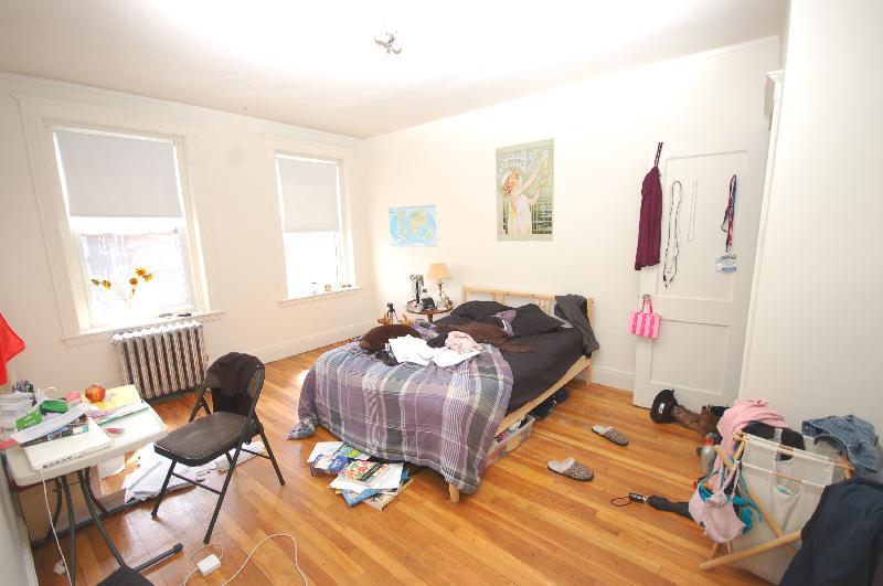 Primary Photo - 11 Vinal St