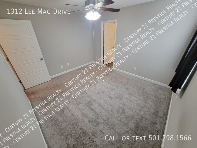Building Photo - 1312 Lee Mac Dr