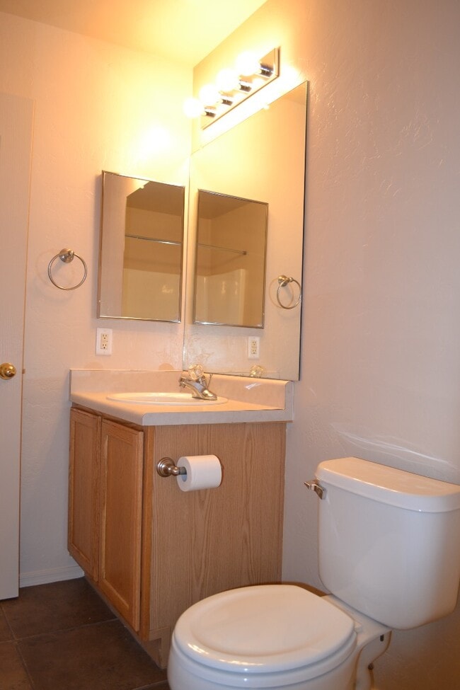 Building Photo - 9676 E Paseo Del Tornasol