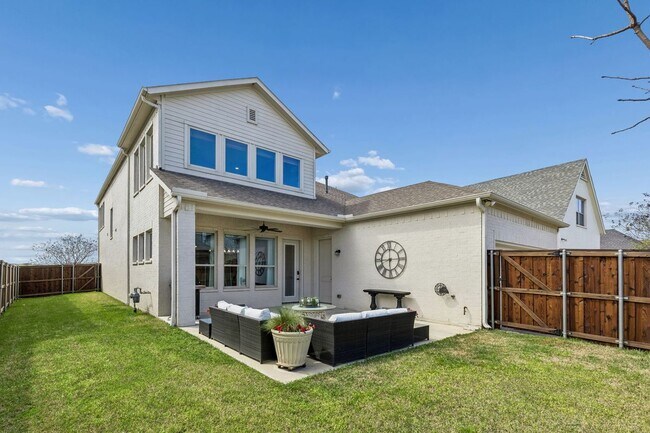 Building Photo - 13624 Walsh Ave
